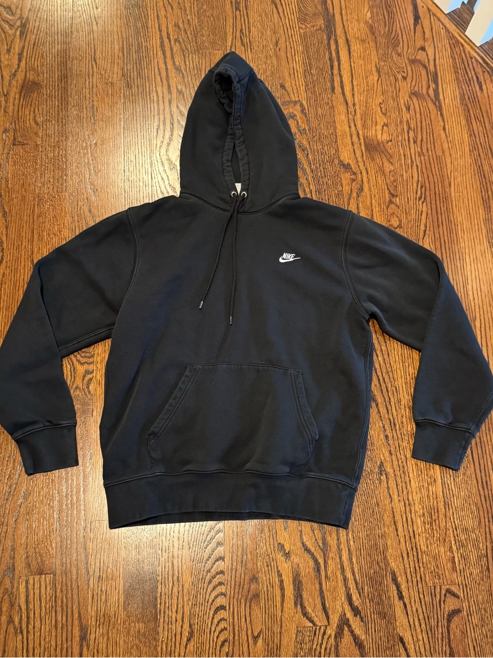 Men’s black Nike Hoodie Sweatshirt size medium